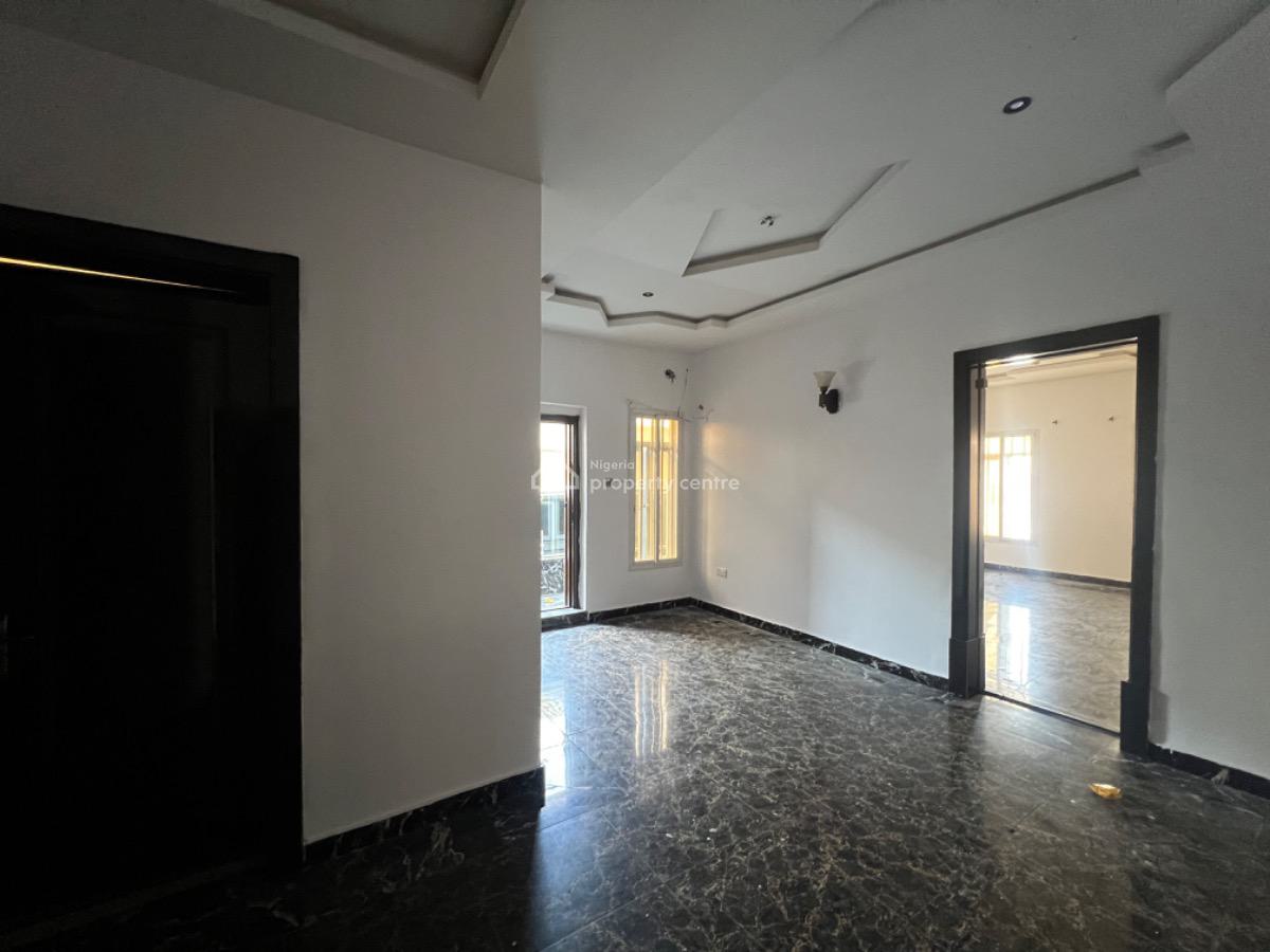 3 Bedroom Maisonette, Lekki Phase 1 Right, Lekki Phase 1, Lekki, Lagos, Flat / Apartment for Rent
