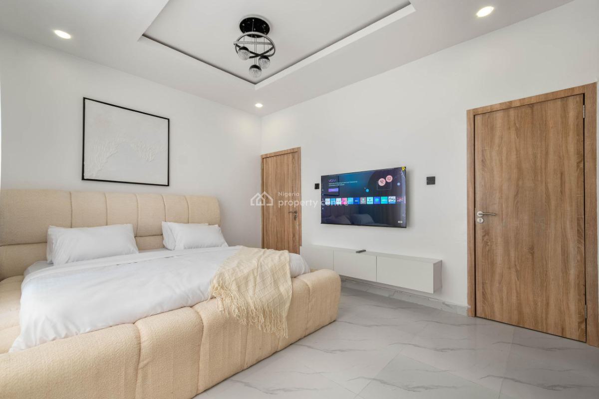 Luxury 2 Bedrooms Apartment with Snooker and Pool, Ikate, Lekki, Lagos, Flat / Apartment Short Let