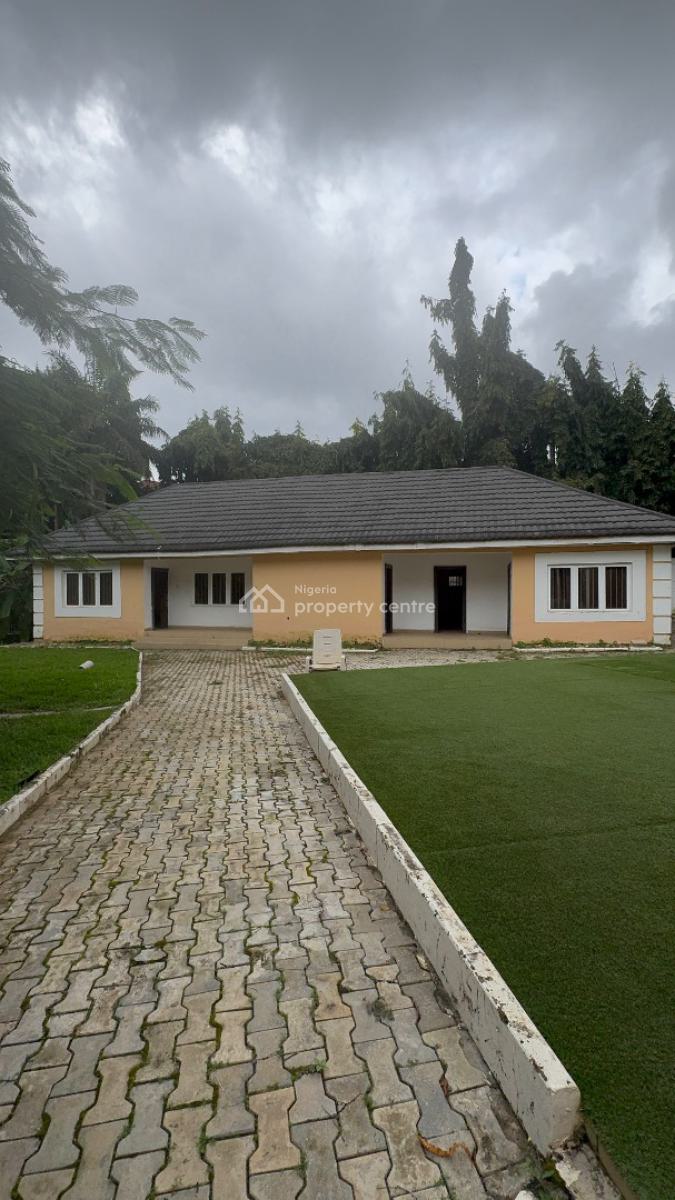 5 Bedroom Mansion with Swimming Pool with Lots of Amenities, Main District, Asokoro District, Abuja, Detached Duplex for Rent