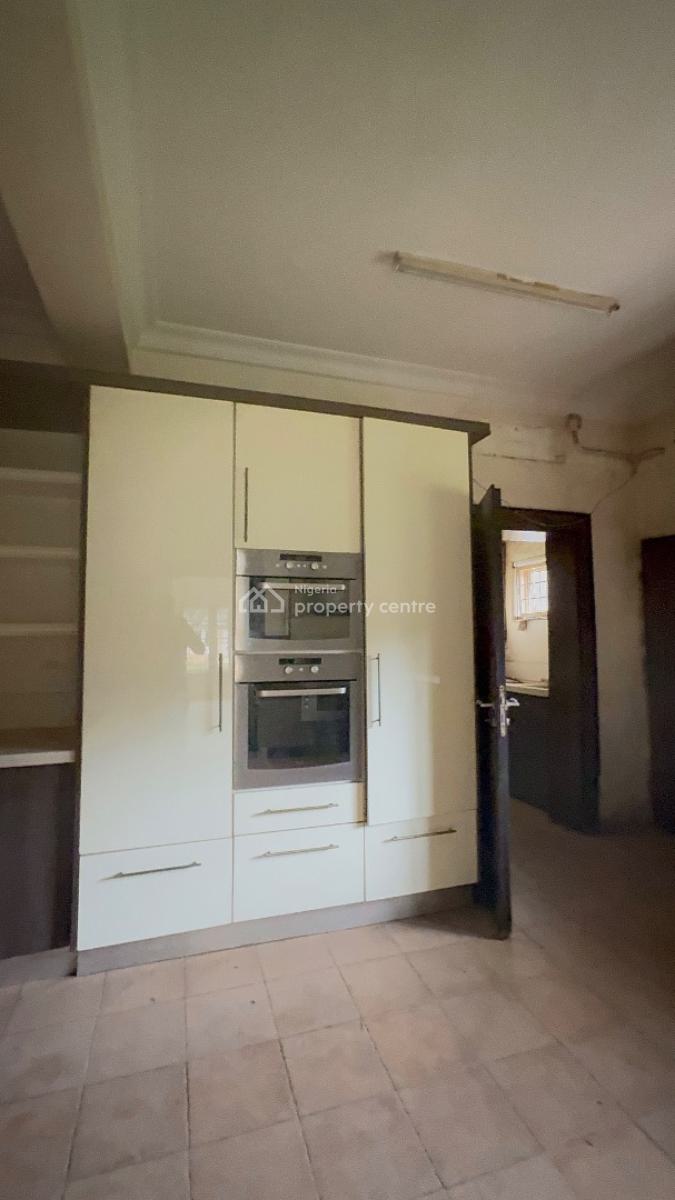 5 Bedroom Mansion with Swimming Pool with Lots of Amenities, Main District, Asokoro District, Abuja, Detached Duplex for Rent