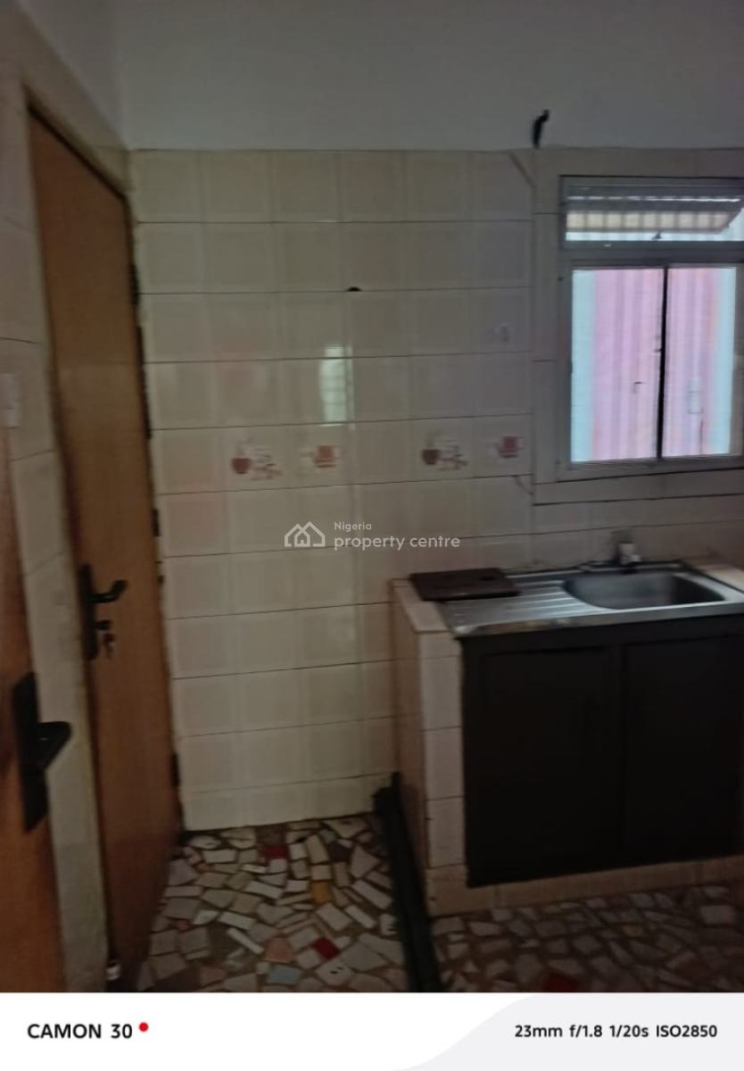 All En-suite Two Bedroom Flats in a Nice Environment, Magodo, Lagos, Flat / Apartment for Rent