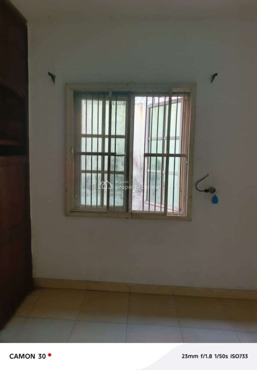 All En-suite Two Bedroom Flats in a Nice Environment, Magodo, Lagos, Flat / Apartment for Rent