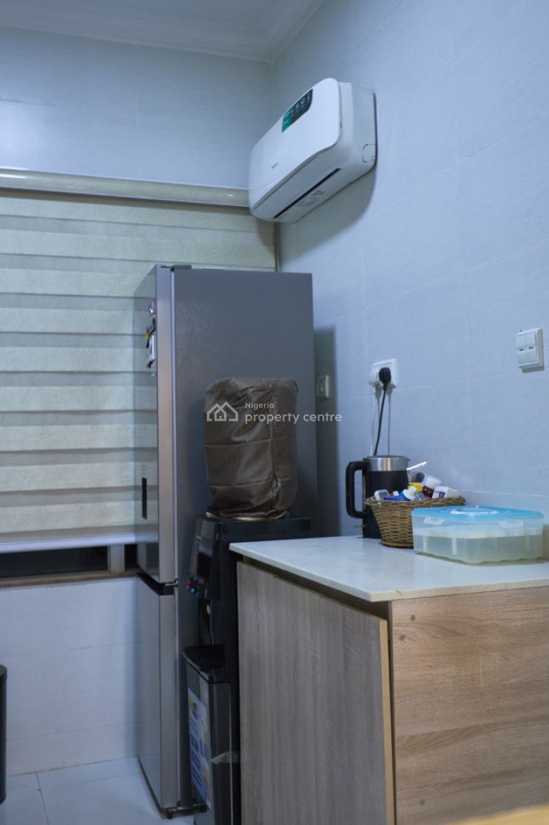 Cozy 1 Bedroom Serviced Apartment, Chevron Drive, Lekki, Lagos, Mini Flat (room and Parlour) Short Let