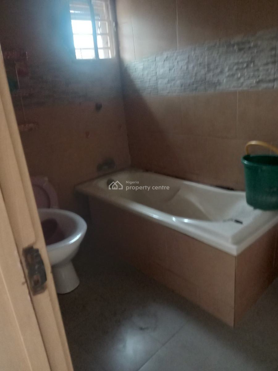 Fine Spacious 3 Bedroom Flat, Unity Estate, Badore, Ajah, Lagos, Flat / Apartment for Rent