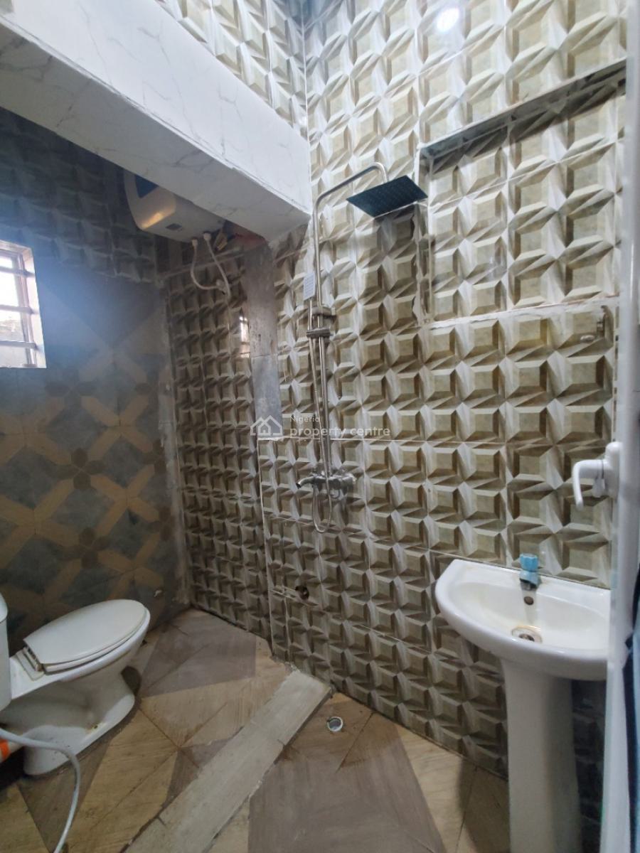 Self Contain, Giwa Junction, Iju Ishaga, Iju-ishaga, Agege, Lagos, Self Contain (single Rooms) for Rent