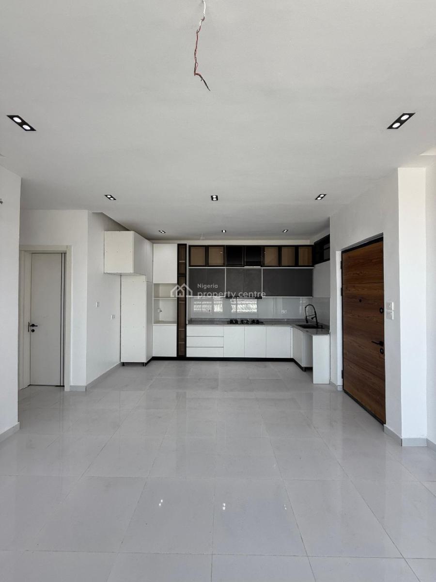 Luxury 2 Bed Apartment with Swimming Pool and Gym  Location: Ologolo, Lekki, Lekki Phase 1, Lekki, Lagos, Block of Flats for Sale