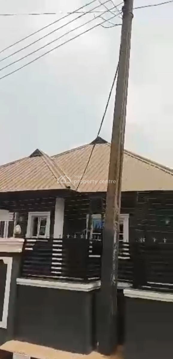 2 Bedrooms and Room and Parlor Self Contain, Location. Obayantor 11 Community, Km 24, Benin Sapele Road, Ikpoba-okh, Ikpoba Okha, Edo, House for Sale