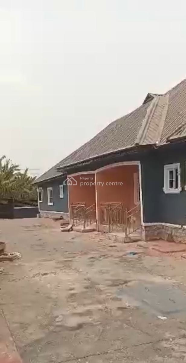 2 Bedrooms and Room and Parlor Self Contain, Location. Obayantor 11 Community, Km 24, Benin Sapele Road, Ikpoba-okh, Ikpoba Okha, Edo, House for Sale