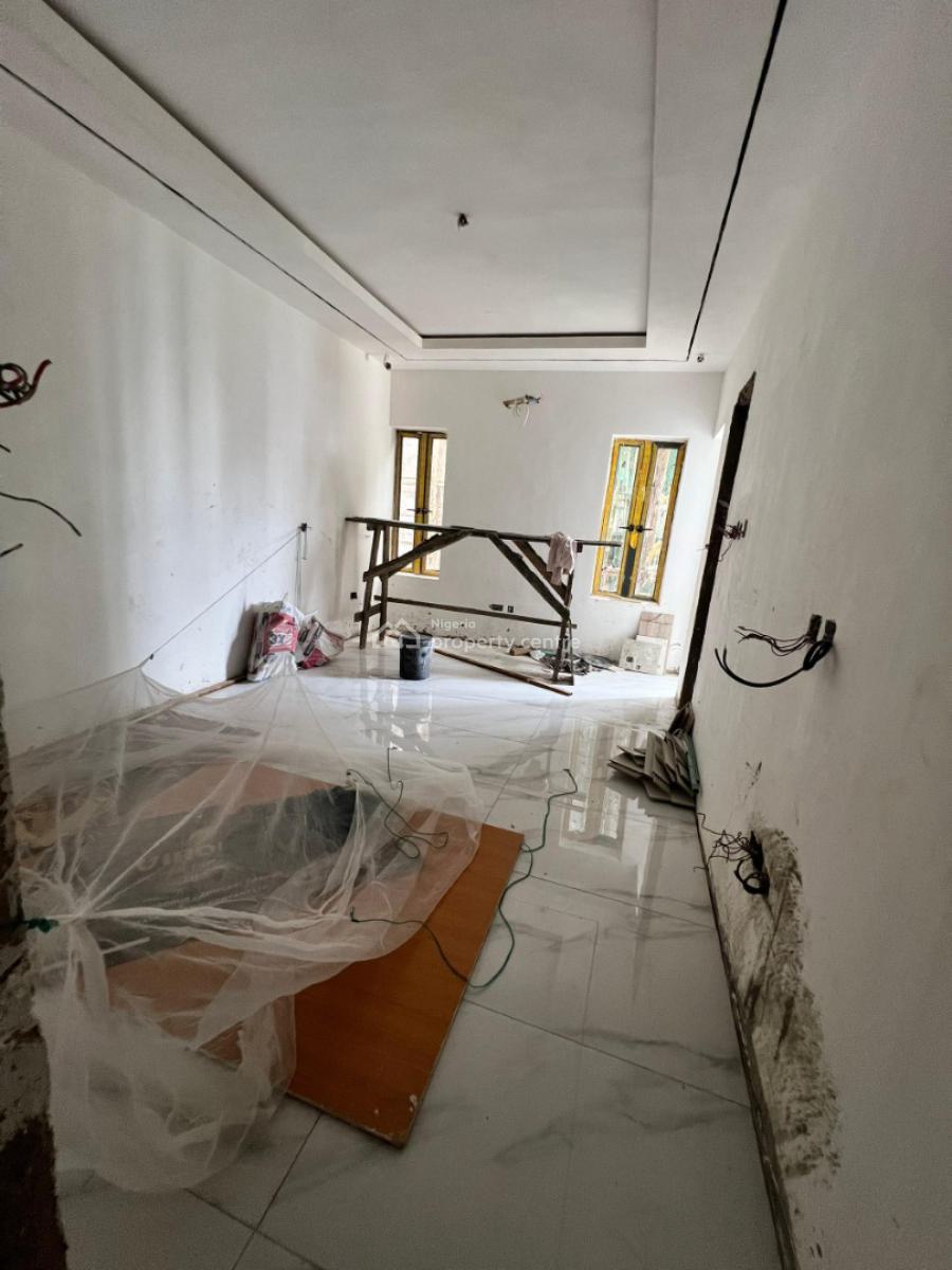 Well Built 2 Bedroom Apartment W/ Pool & Elevator in a Secured Estate, Ikate, Lekki, Lagos, Flat / Apartment for Sale