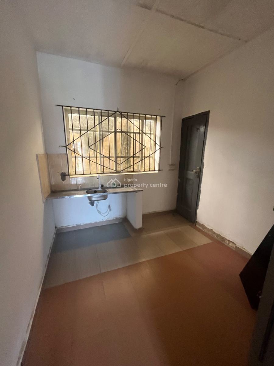 2 Bedroom Flat, Peace Land Estate, Ogombo, Ajah, Lagos, Flat / Apartment for Rent