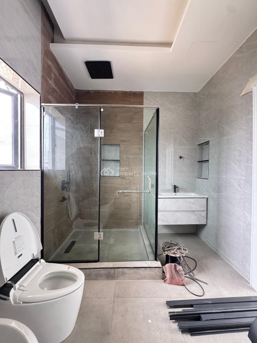 Exquisite 5 Bedroom Duplex with a Pool and Bq, Lekki Phase 1, Lekki, Lagos, House for Sale