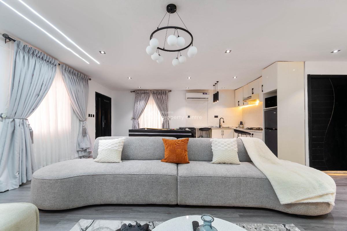 Your Luxury Escape Awaits -- The Champagne Suite, Victoria Island (vi), Lagos, Flat / Apartment Short Let