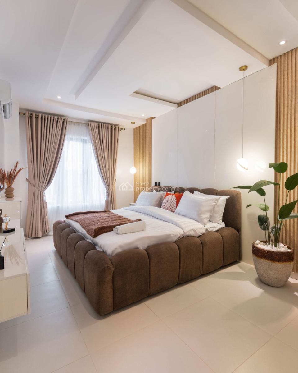 Waterfront 3 Bedroom Luxurious Apartment, Lekki Phase 1, Lekki, Lagos, Flat / Apartment Short Let