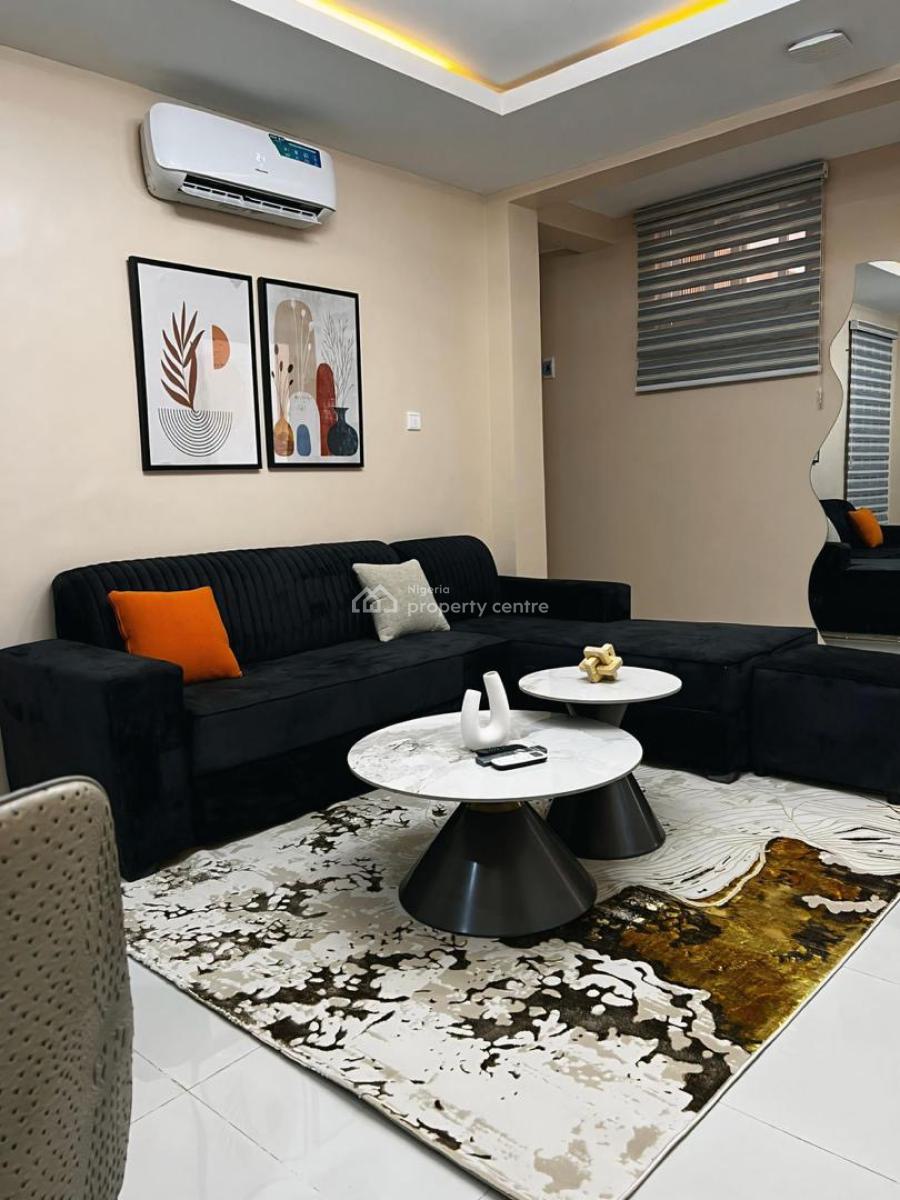 Papaya Spacious - 2 Bedrooms Apartment with Snooker Board  and Swimmin, Ikoyi, Lagos, Flat / Apartment Short Let