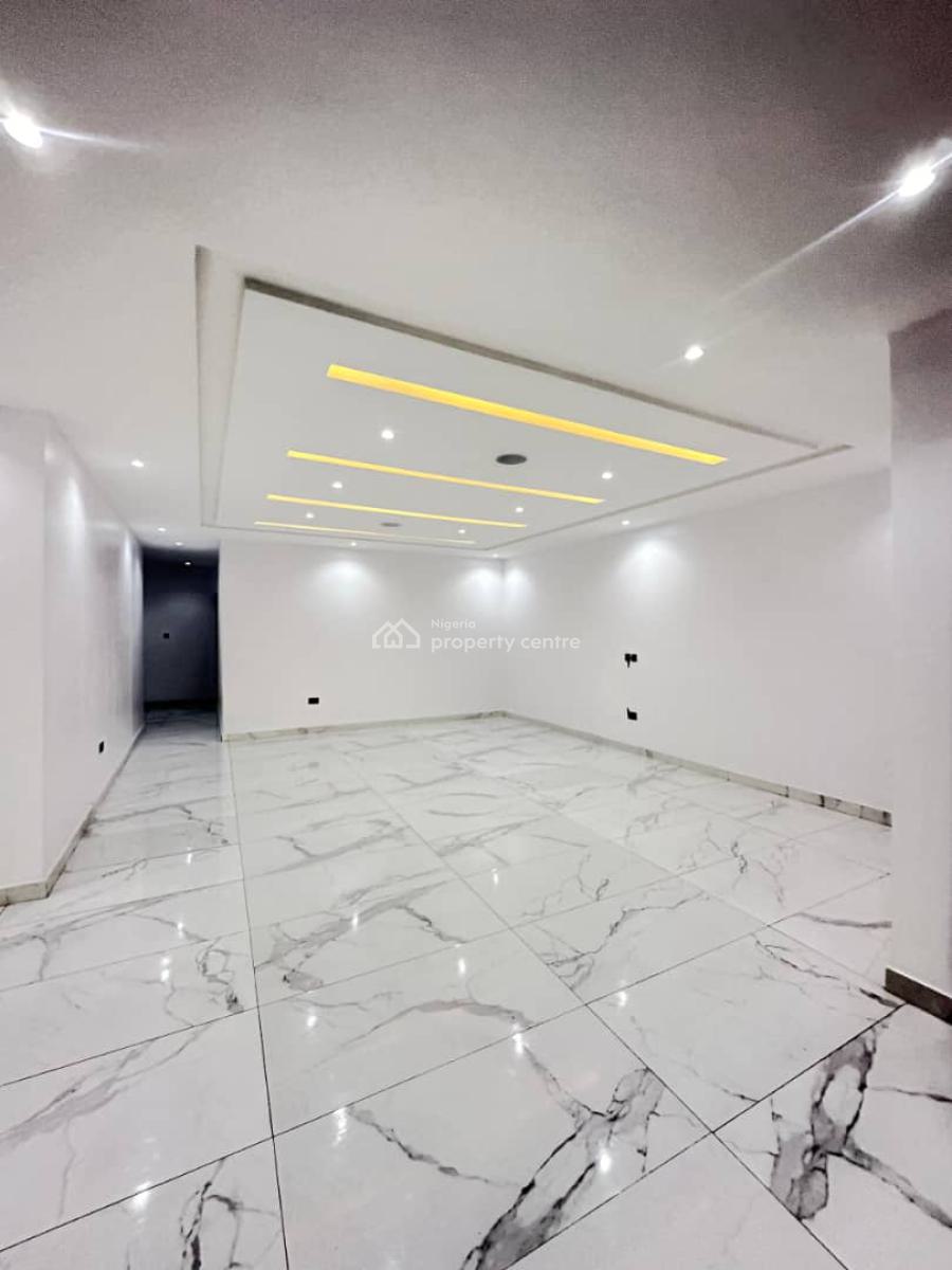 Spacious 3-bedroom Apartment, Lekki Phase 1, Lekki, Lagos, Flat / Apartment for Sale