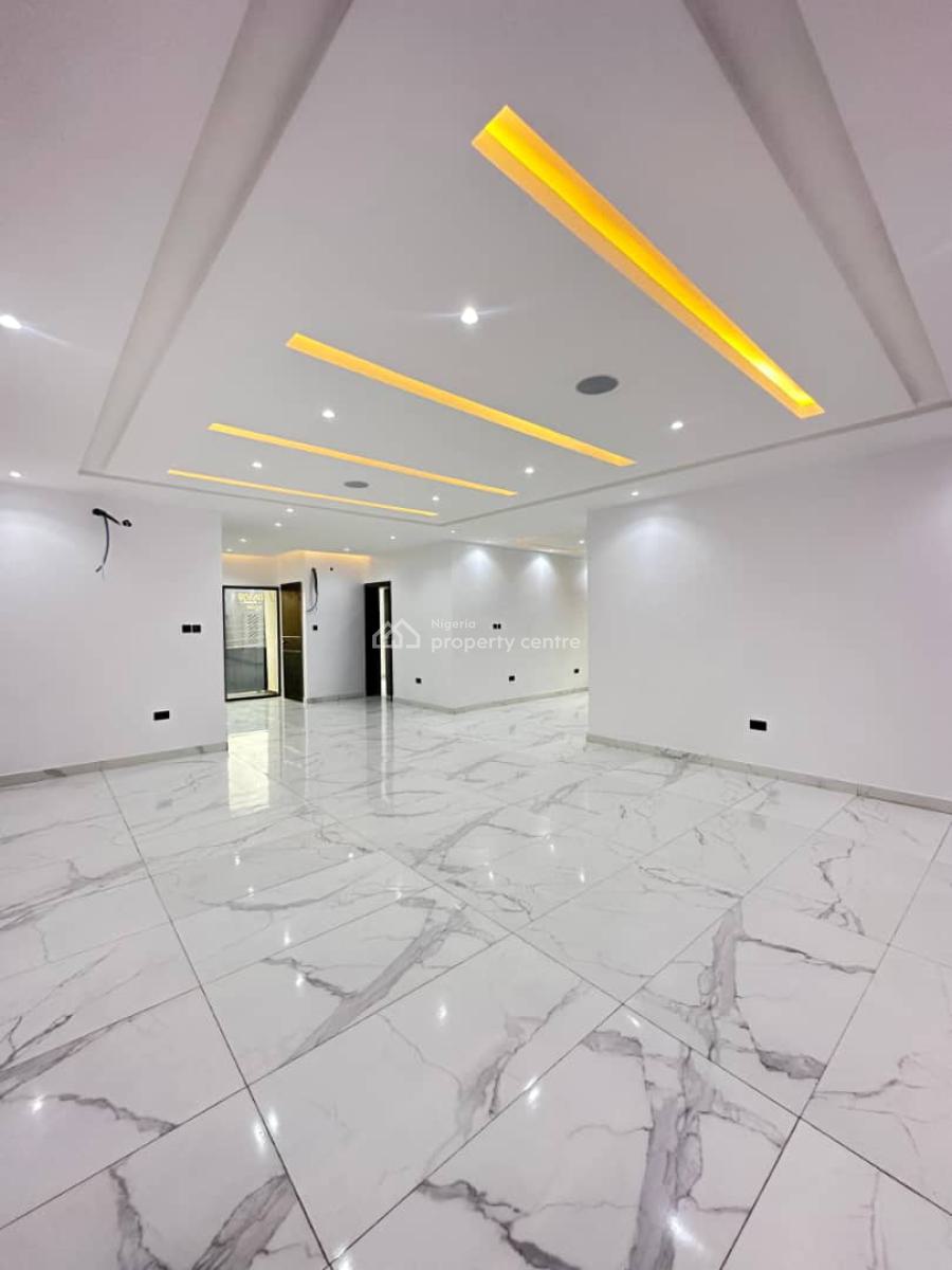 Spacious 3-bedroom Apartment, Lekki Phase 1, Lekki, Lagos, Flat / Apartment for Sale