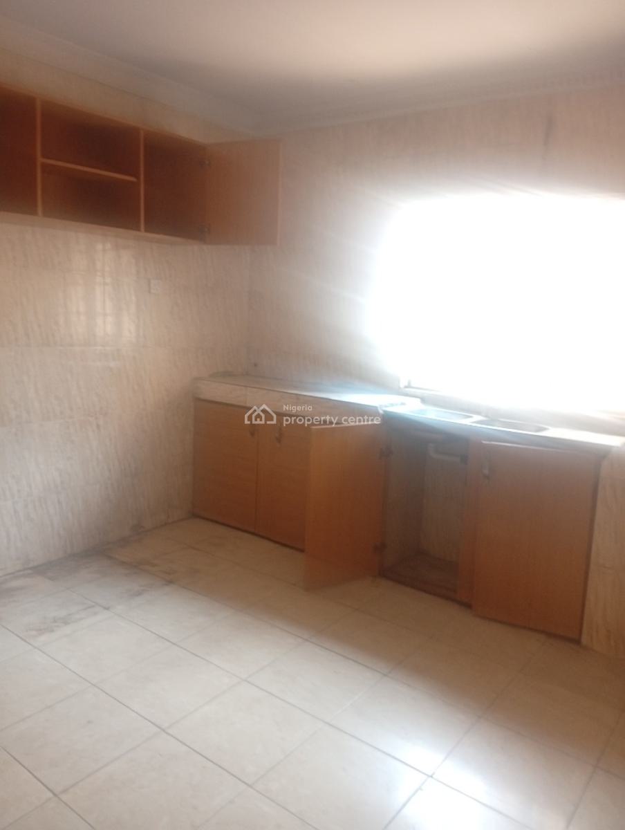 Decent 3 Bedroom Flat with Pop Modern Facilities Upstairs, Gra Phase 2, Magodo, Lagos, Flat / Apartment for Rent