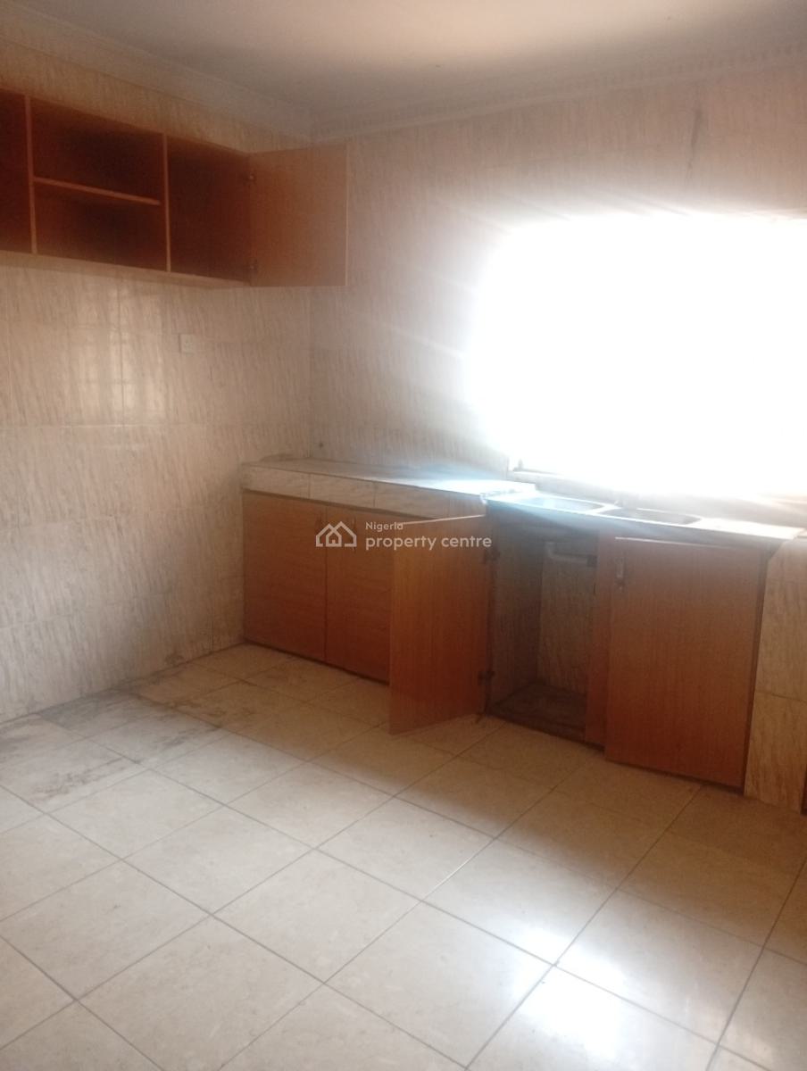Decent 3 Bedroom Flat with Pop Modern Facilities Upstairs, Gra Phase 2, Magodo, Lagos, Flat / Apartment for Rent