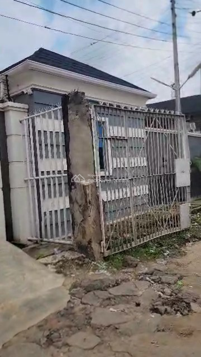 Distress 9flats of 4nos of 3bedroom, Ajao Estate Intl Airport Road Lagos, Isolo, Lagos, Block of Flats for Sale