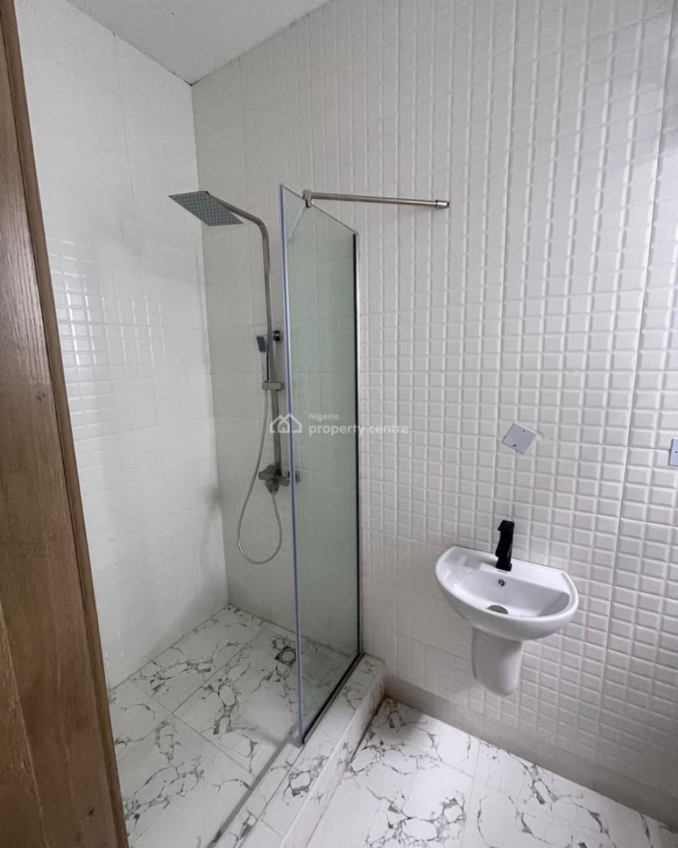 Luxury 3 Bedrooms Terrace, Ajah, Lagos, House for Sale