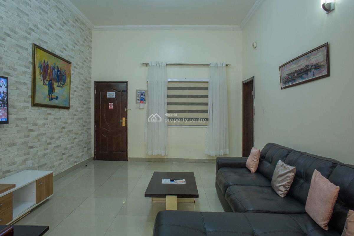 Spacious and Well Finished 1bedroom Apartment, Wuse 2, Abuja, Flat / Apartment Short Let