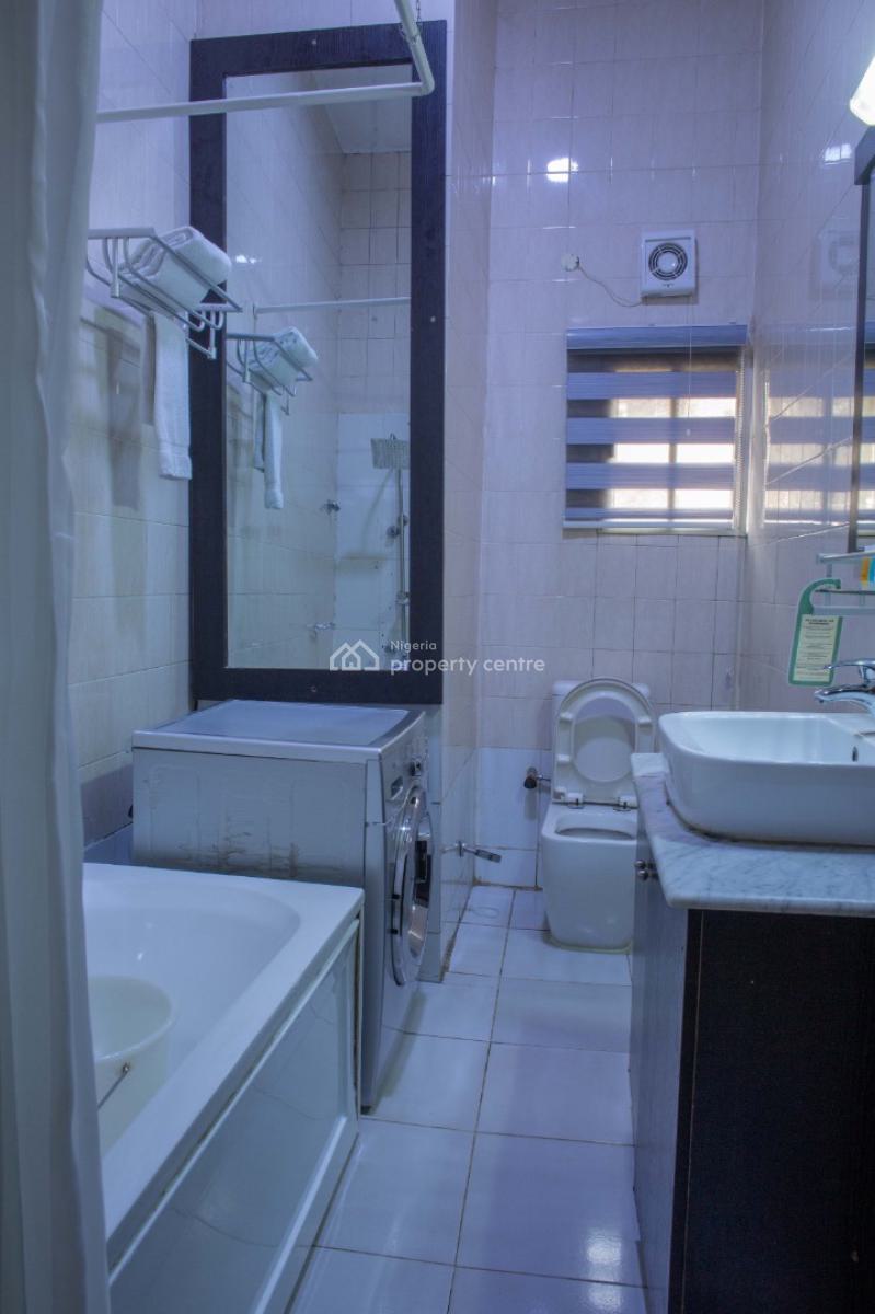 Spacious and Well Finished 1bedroom Apartment, Wuse 2, Abuja, Flat / Apartment Short Let