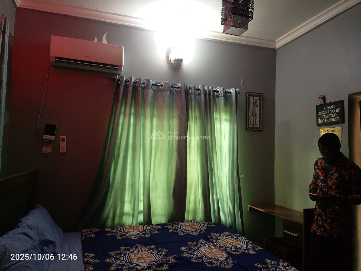 One Bedroom Self-contain with Inverter, Alaguntan, Off Mobil Road, Ilaje, Ajah, Lagos, Flat / Apartment Short Let