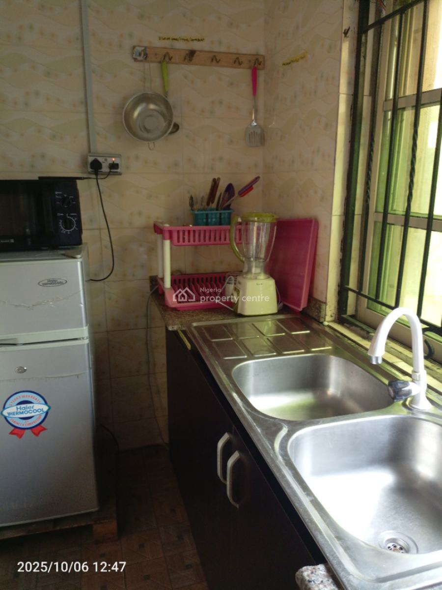One Bedroom Self-contain with Inverter, Alaguntan, Off Mobil Road, Ilaje, Ajah, Lagos, Flat / Apartment Short Let