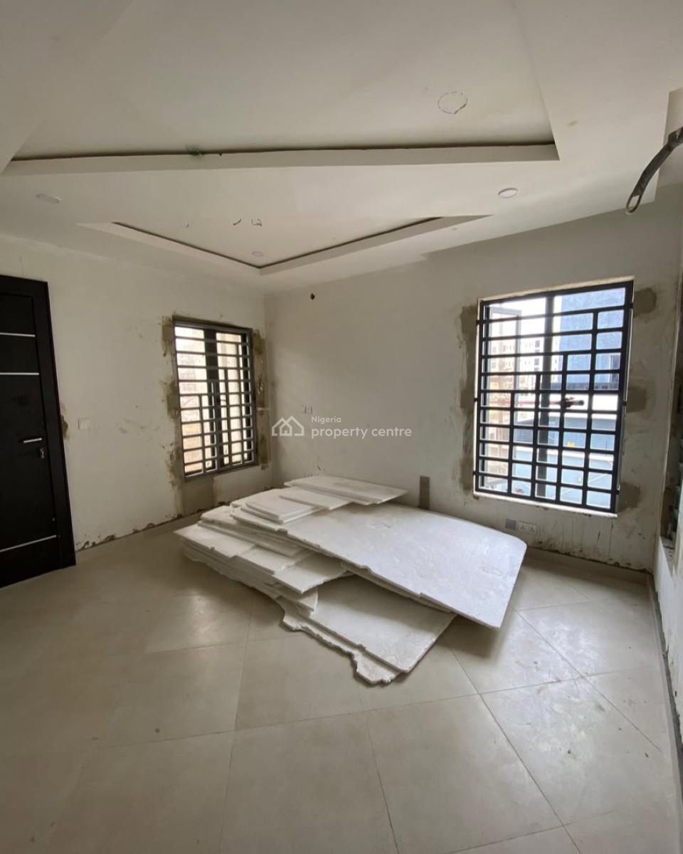 Lovely 4 Bedroom Apartment Bedroom with Private Cinema and Bq, Lekki Phase 1, Lekki, Lagos, House for Sale