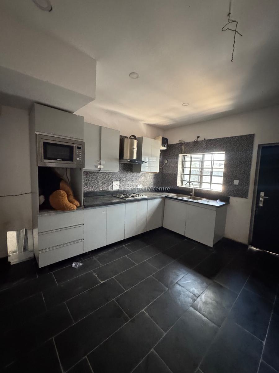 Spacious Parlor Space Available for 1.7m Orchid Road, Orchid Road, Lekki, Lagos, Self Contain (single Rooms) for Rent