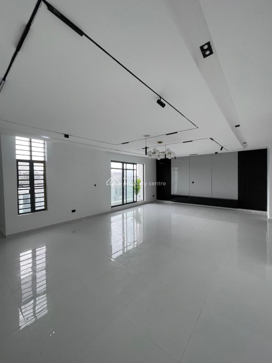 6 Bedroom Fully Detached, Chevron Lekki, Lekki, Lagos, Detached Duplex for Sale