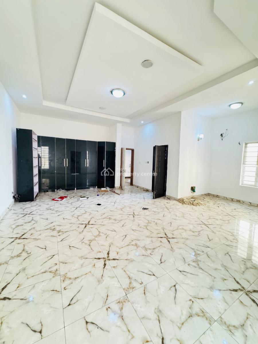 Massive and Spacious Master Bedroom Available 3.2m Orchid Road, Orchid Road, Lekki, Lagos, Self Contain (single Rooms) for Rent