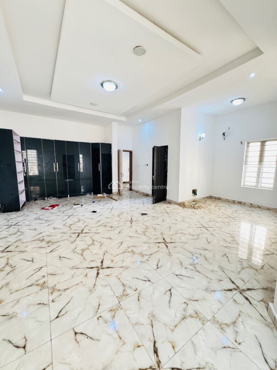 Massive and Spacious Master Bedroom Available 3.2m Orchid Road, Orchid Road, Lekki, Lagos, Self Contain (single Rooms) for Rent