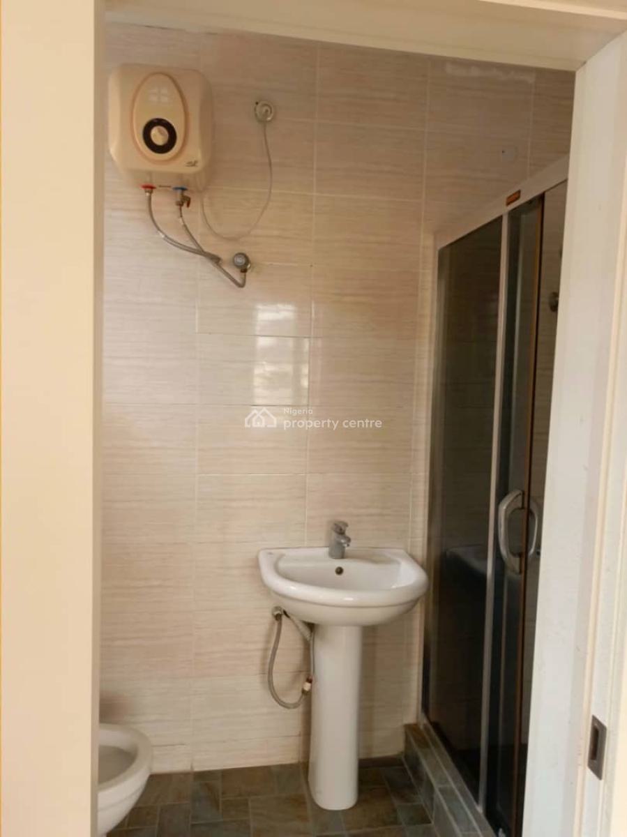 Spacious ,serviced 3bedrms Terraced Duplex Now Available 85m Orchid, Orchid Road, Lekki, Lagos, Terraced Duplex for Sale