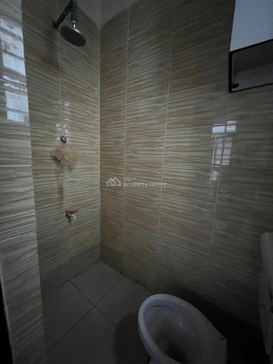 Beautiful Boys Quarters in a Shared Apartment Available, Orchid Road, Lekki, Lagos, Self Contain (single Rooms) for Rent