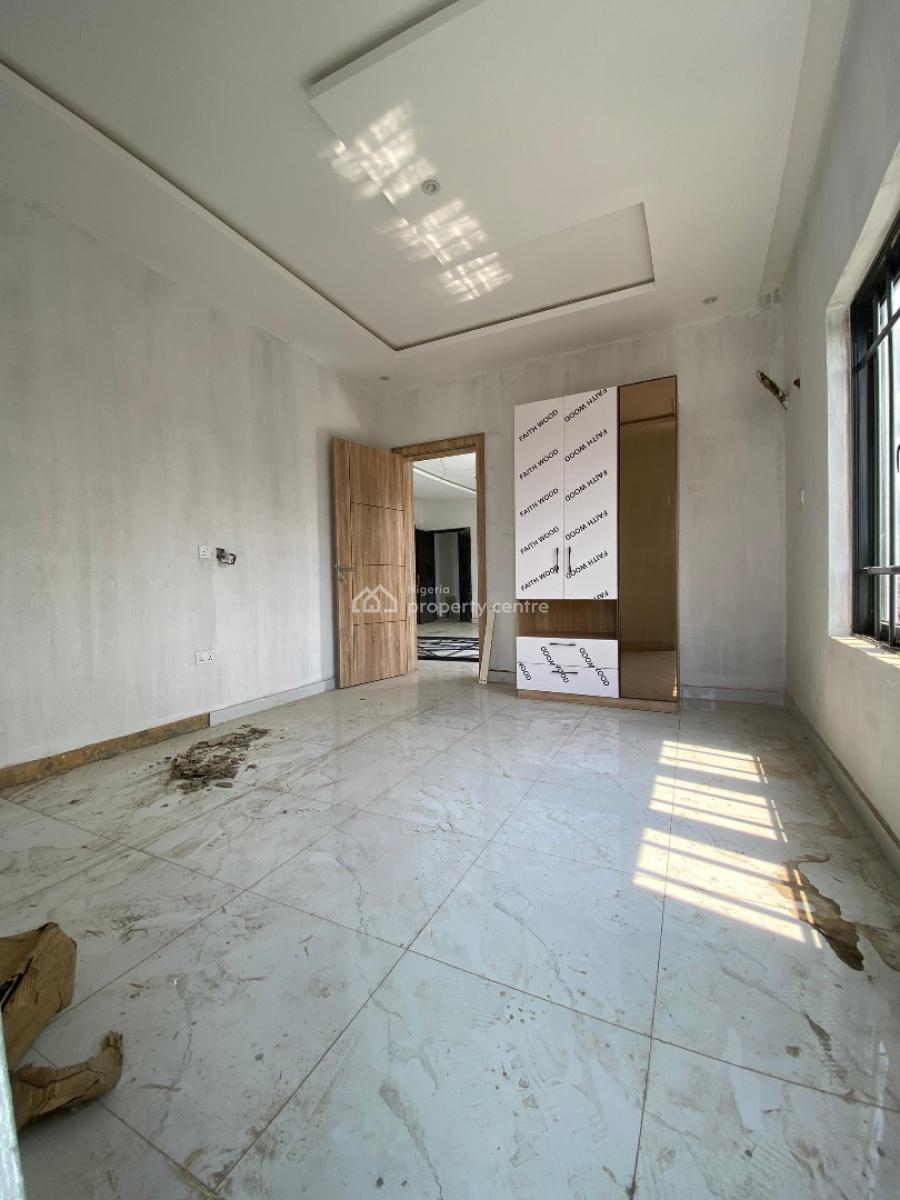 Newly Bullt 3 Bedroom Apartment in The Heart of Ikeja, Very Secured Estate|close Proximity to Airport, Adeniyi Jones, Ikeja, Lagos, Flat / Apartment for Sale