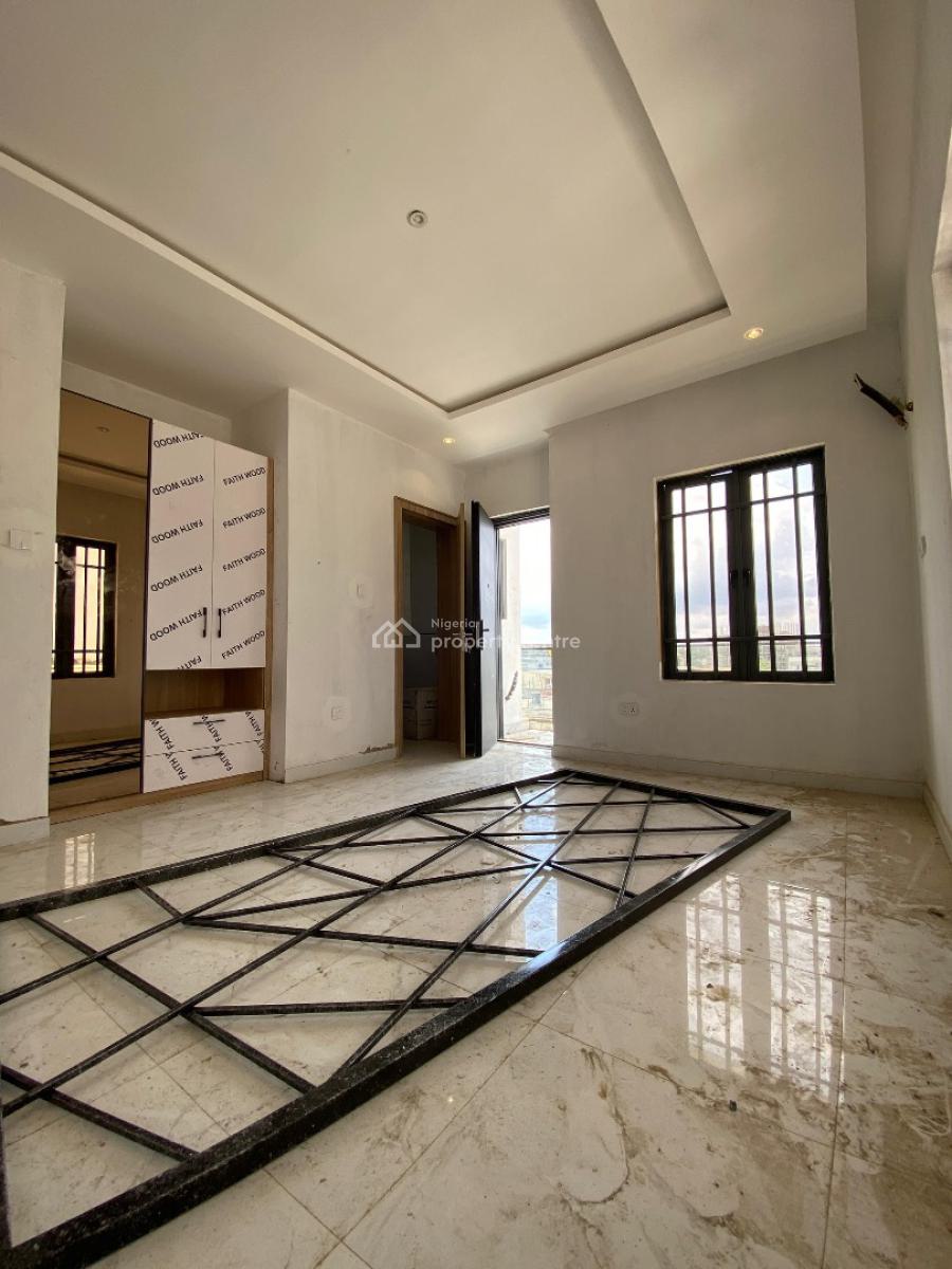 Newly Bullt 3 Bedroom Apartment in The Heart of Ikeja, Very Secured Estate|close Proximity to Airport, Adeniyi Jones, Ikeja, Lagos, Flat / Apartment for Sale