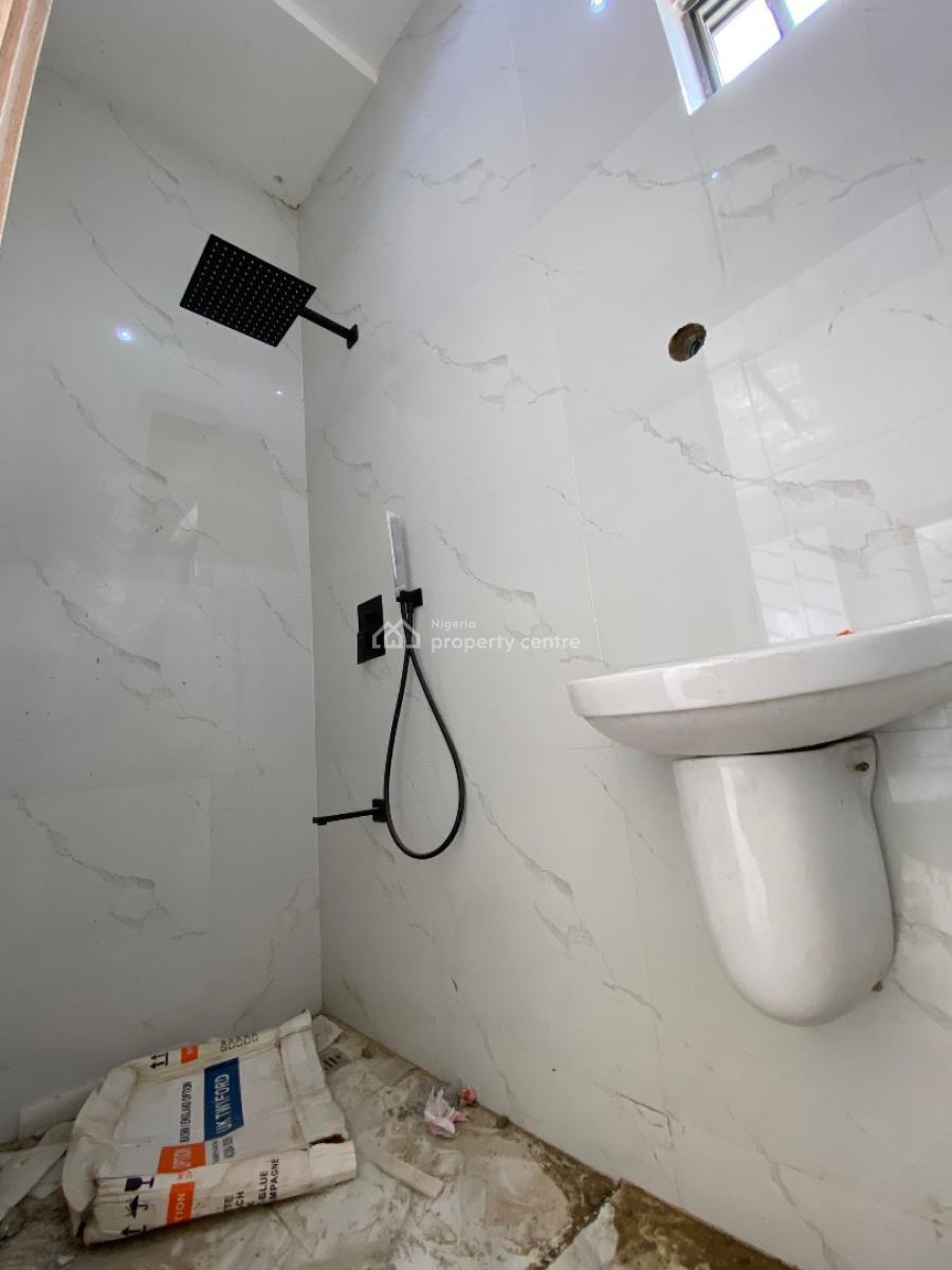 Newly Bullt 3 Bedroom Apartment in The Heart of Ikeja, Very Secured Estate|close Proximity to Airport, Adeniyi Jones, Ikeja, Lagos, Flat / Apartment for Sale