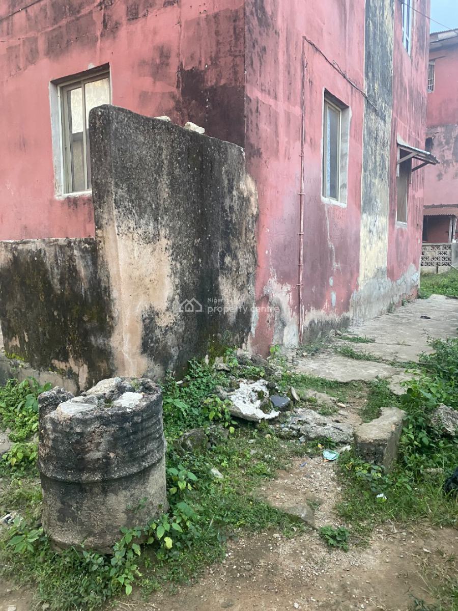 a 3 Bedroom Flat, Jakande Gate, Isolo, Lagos, Block of Flats for Sale