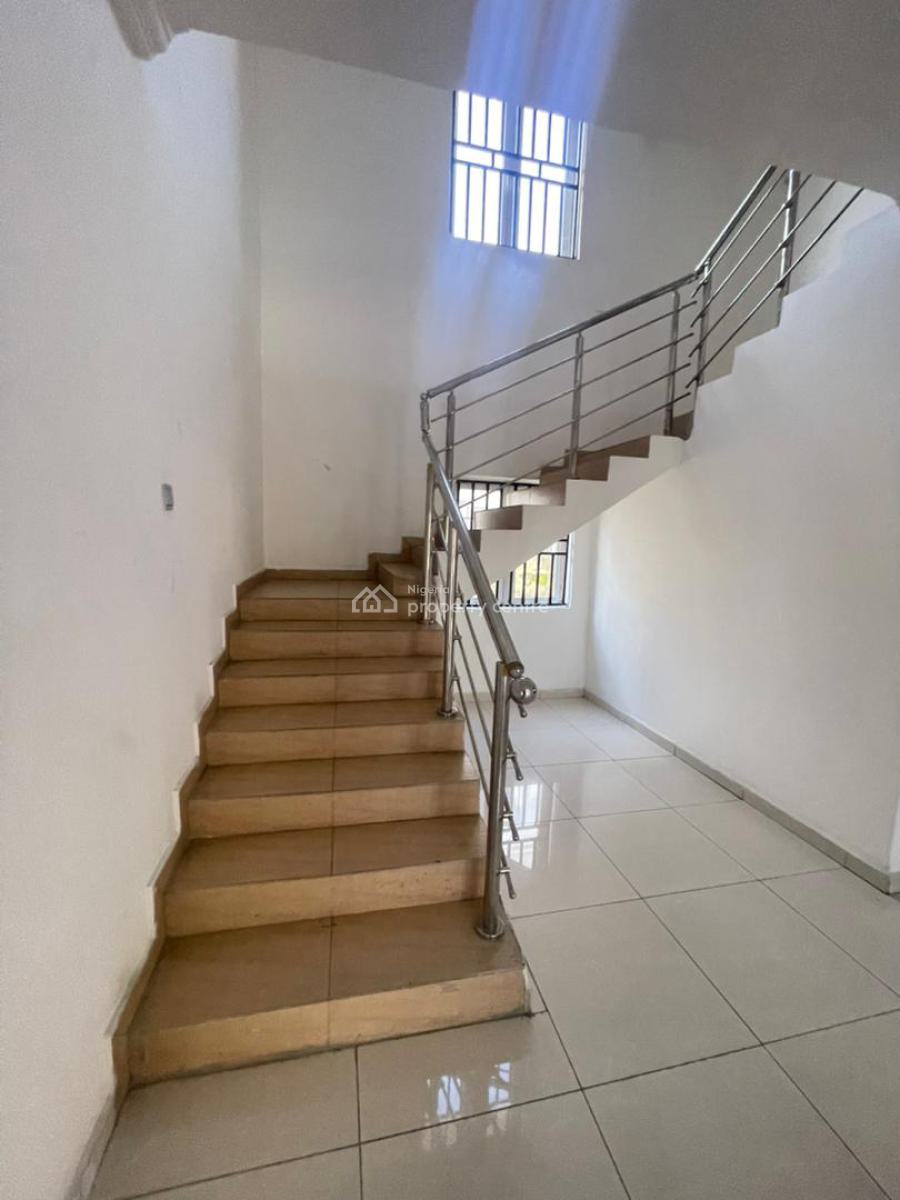 Well Maintained 4 Bedroom Detached House with Bq, Lekki Phase 1, Lekki, Lagos, Detached Duplex for Rent