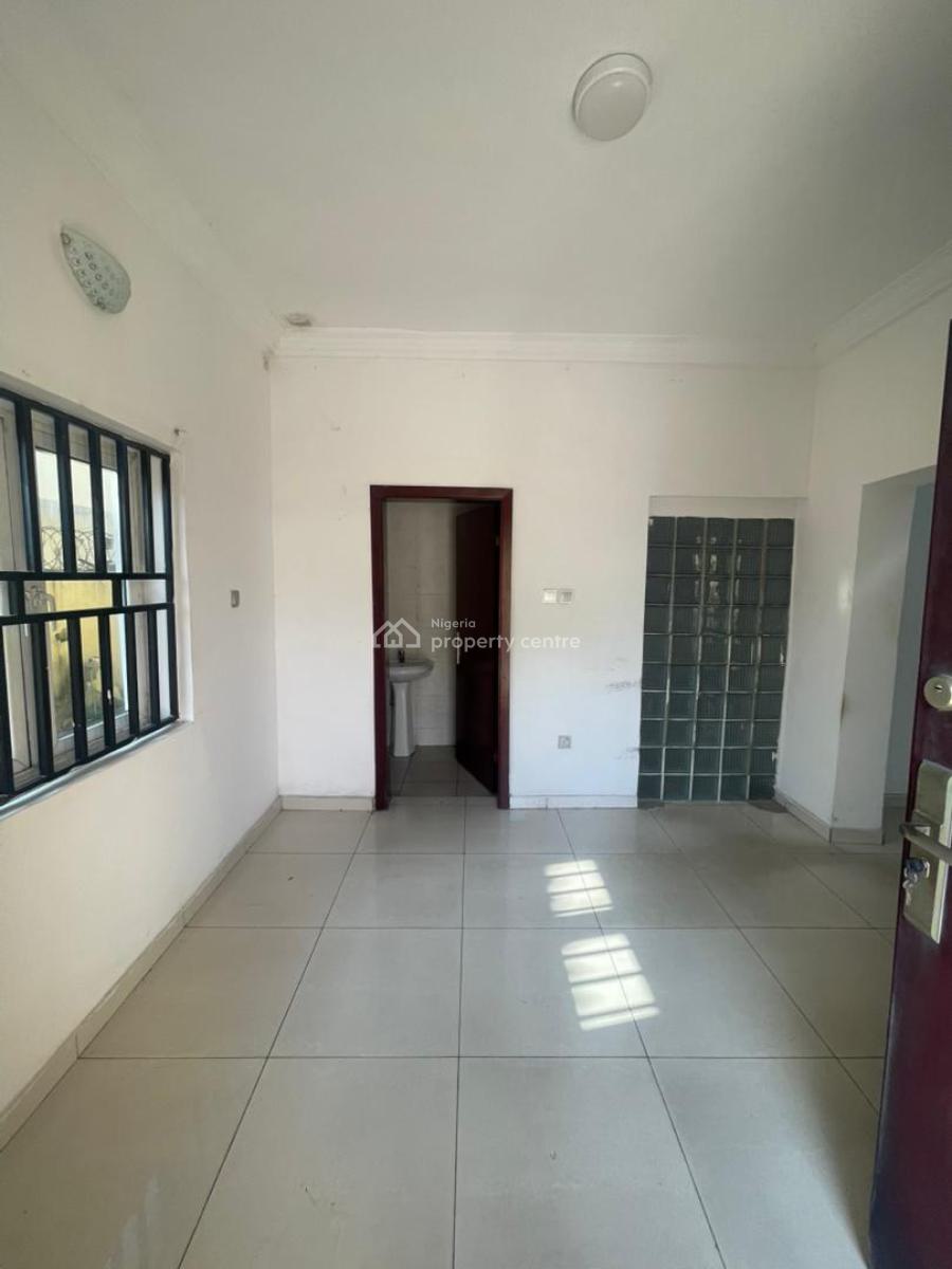 Well Maintained 4 Bedroom Detached House with Bq, Lekki Phase 1, Lekki, Lagos, Detached Duplex for Rent