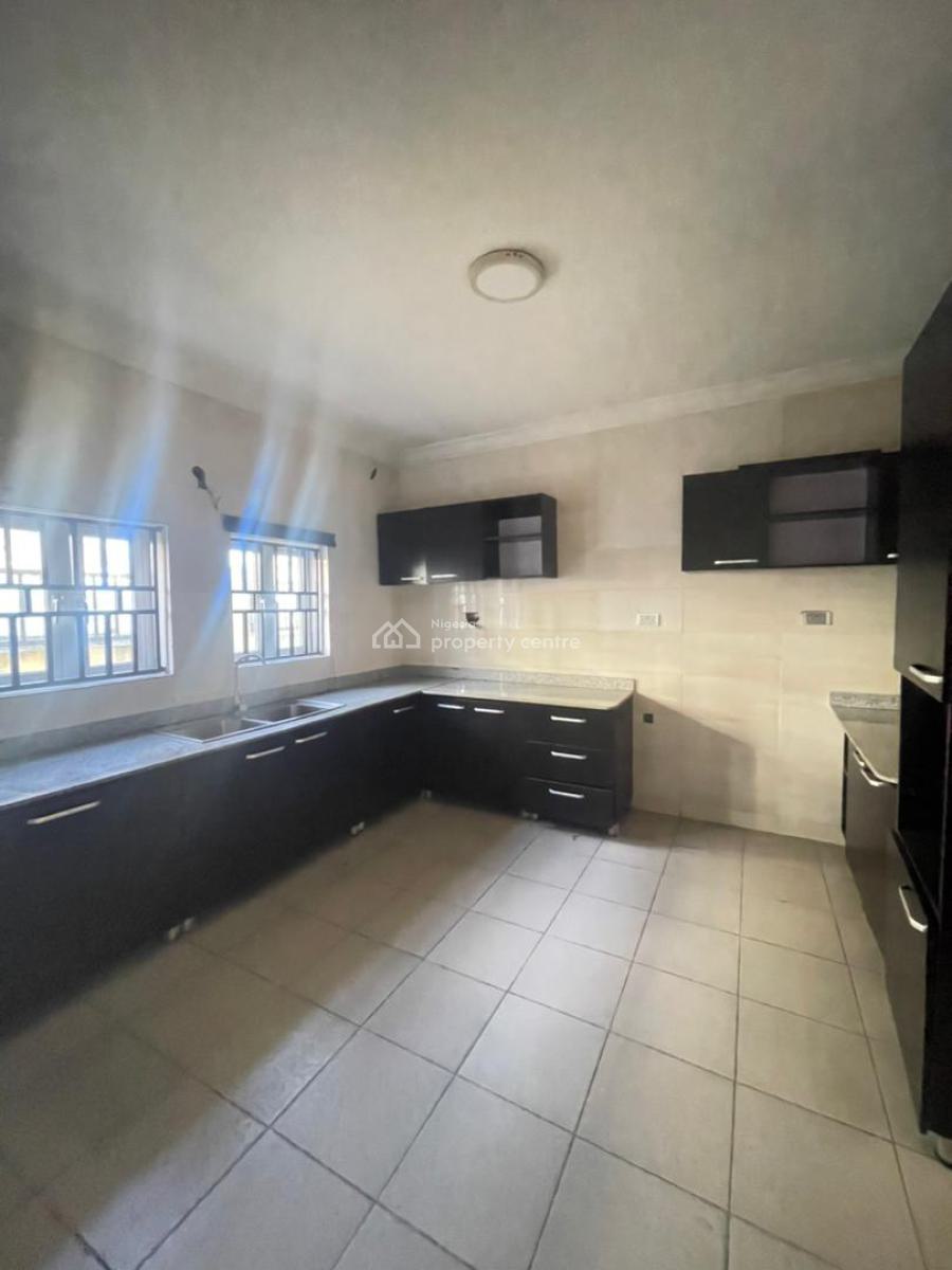 Well Maintained 4 Bedroom Detached House with Bq, Lekki Phase 1, Lekki, Lagos, Detached Duplex for Rent