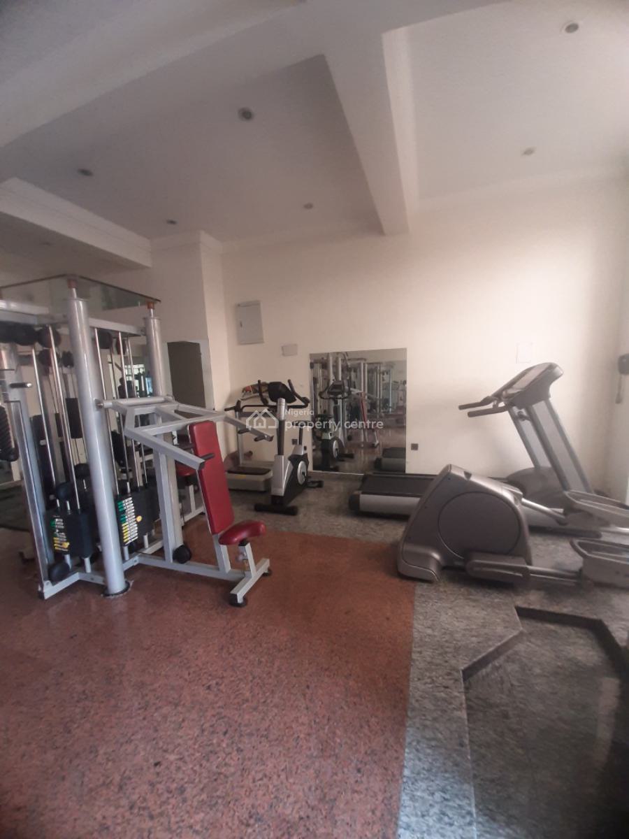 Serviced 3 Bedroom En-suite Flat with Fitted Kithen/pantry, Cooker, Ikoyi, Lagos, Flat / Apartment for Rent