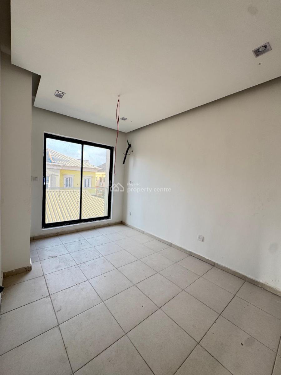 Newly Built and Luxurious 2 Bedroom Apartment, Ologolo, Lekki, Lagos, Flat / Apartment for Sale