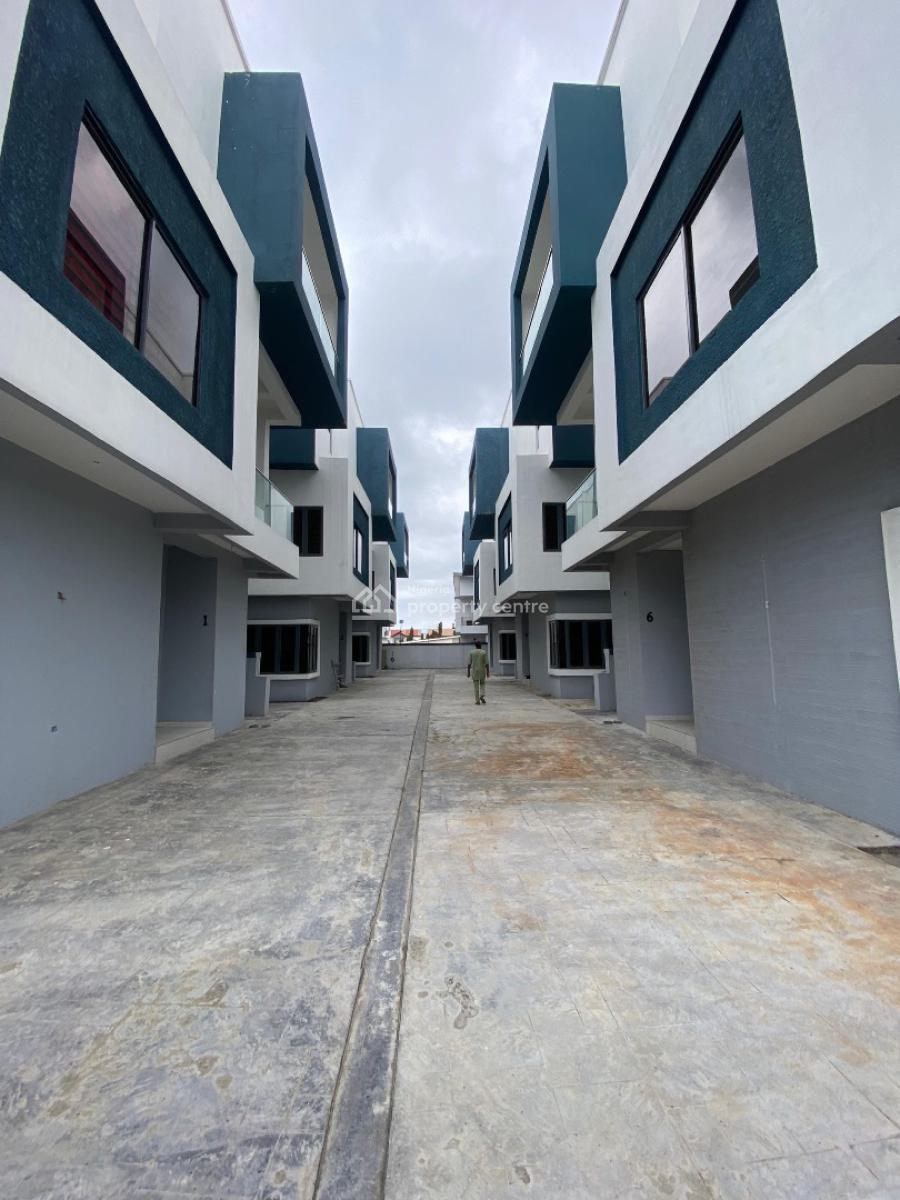 5 Bedroom Fully Detached Duplex with a Room Bq, Orchid Roundabout, Ikota, Lekki, Lagos, Detached Duplex for Sale