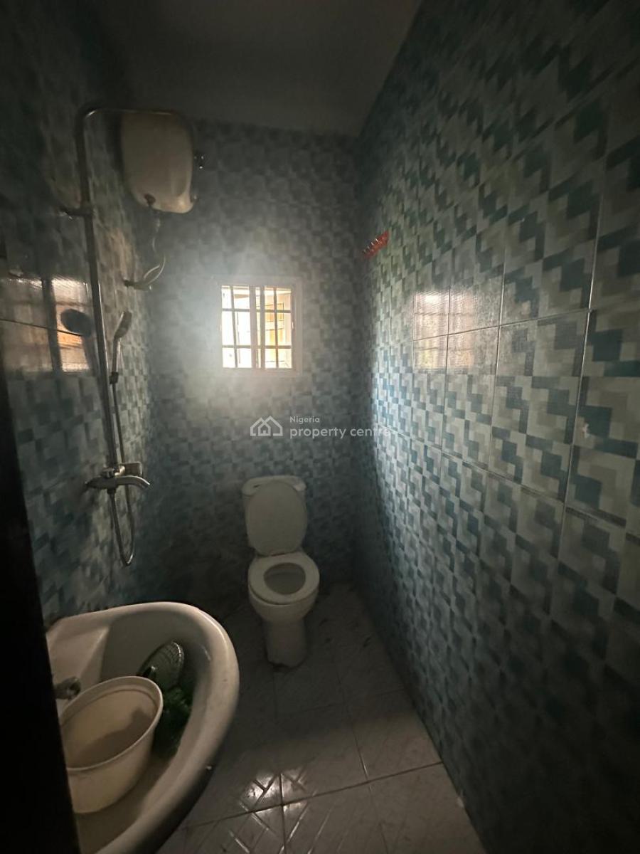 Beautiful 3 Bedroom Apartment, Gbagada, Lagos, Flat / Apartment for Rent