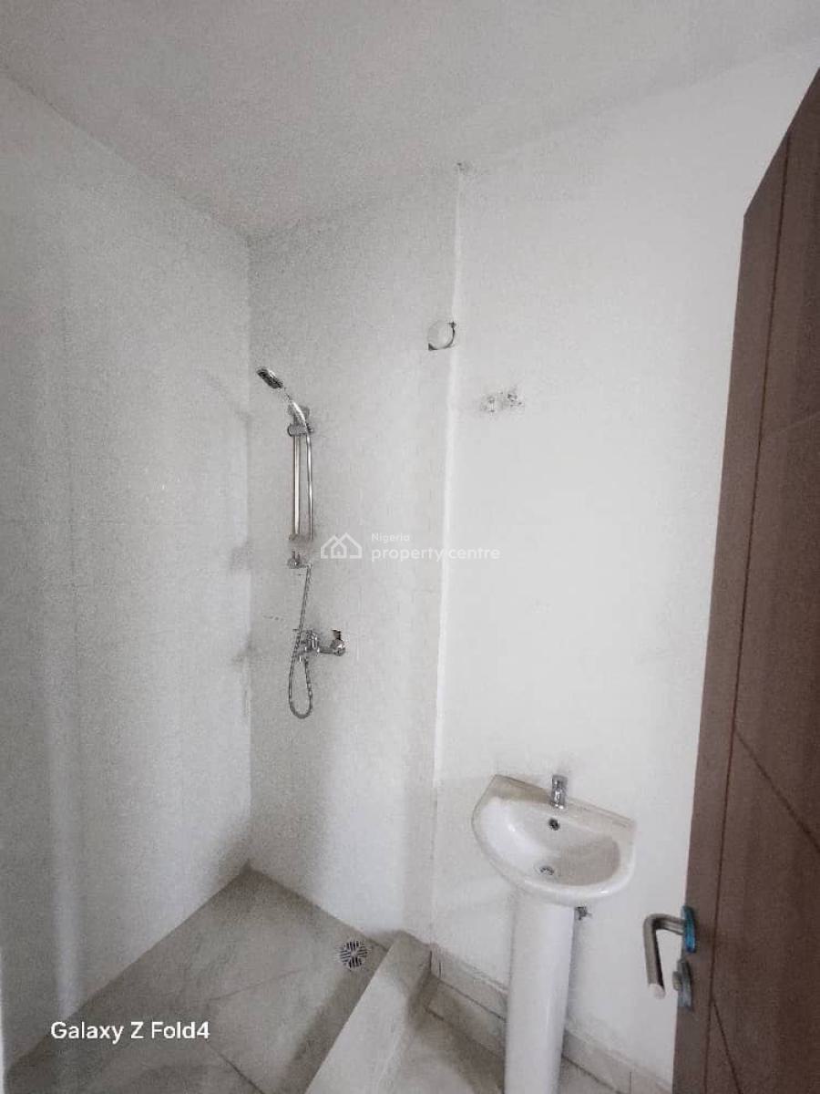Modern 2 Bedroom Fully Serviced Apartment for Urgent Deal, Off Freedom Way, Lekki Phase 1, Lekki, Lagos, Flat / Apartment for Sale