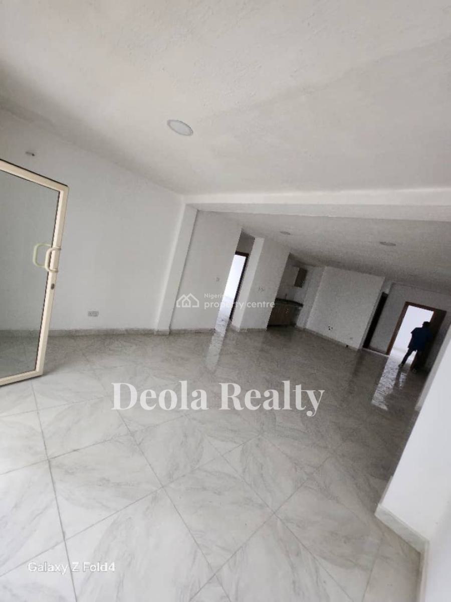 Modern 2 Bedroom Fully Serviced Apartment for Urgent Deal, Off Freedom Way, Lekki Phase 1, Lekki, Lagos, Flat / Apartment for Sale