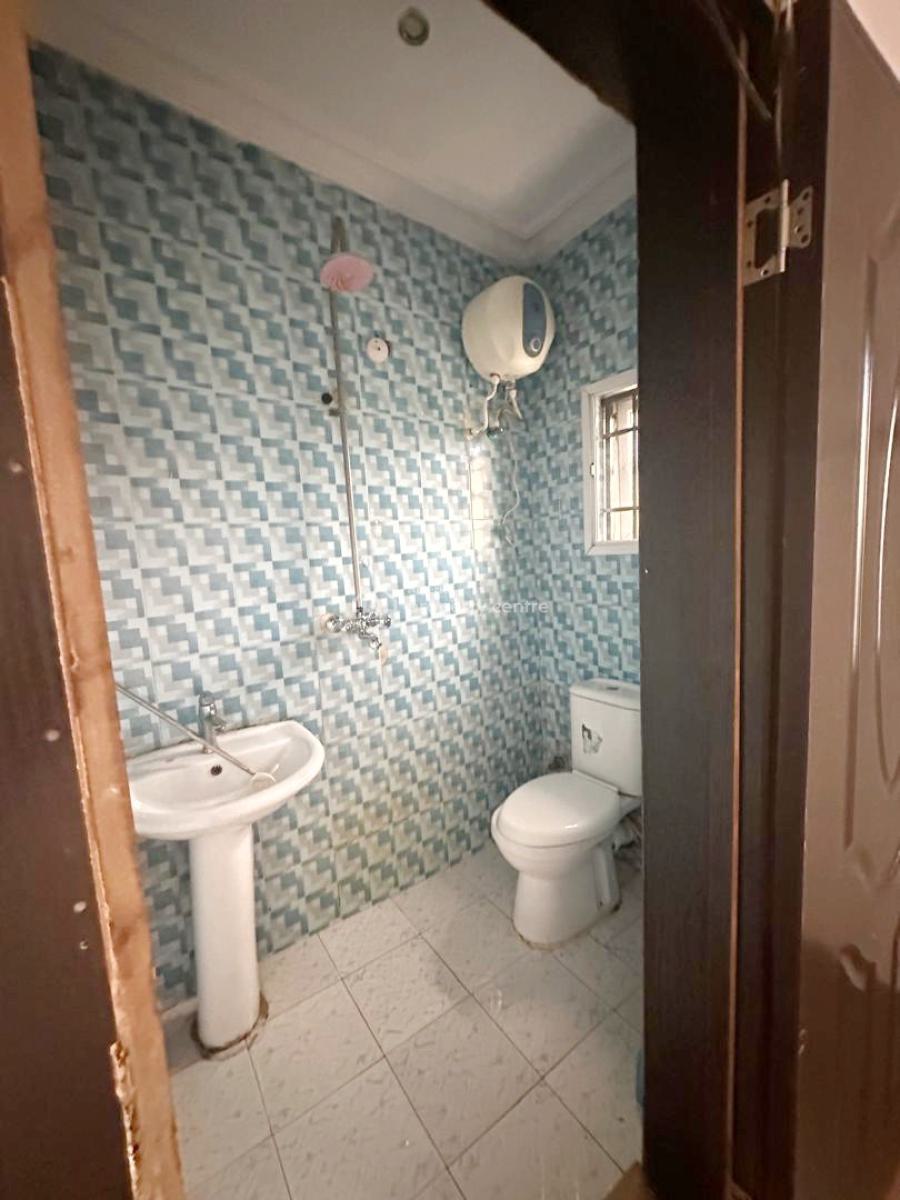 Luxury & Well Maintained 3 Bedroom Apartment in an Estate, Gbagada, Lagos, Flat / Apartment for Rent