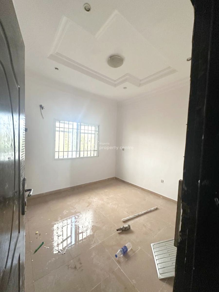Luxury & Well Maintained 3 Bedroom Apartment in an Estate, Gbagada, Lagos, Flat / Apartment for Rent